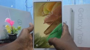How to insert SIM card and SD card in Samsung Galaxy Tab A7 Lite