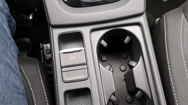 Новая Шкода Октавия А8 в средней комплектации с Блэк Эдишн пакетом Skoda Octavia A8 Black Edition смотреть онлайн