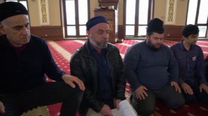 Зиярат в Саясан и в Беной.