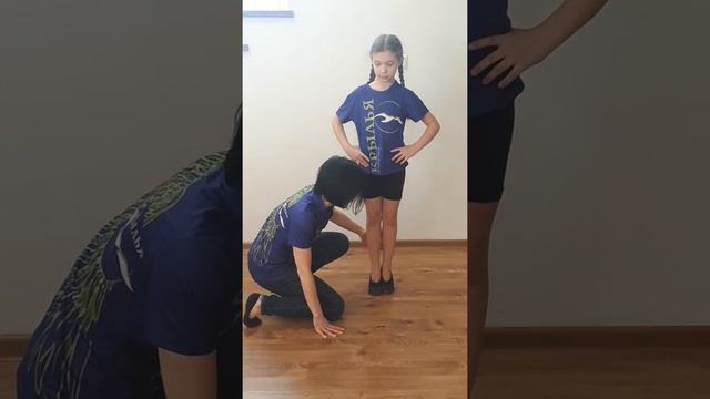 Хореографическая разминка для младшей и старшей группы смотреть онлайн