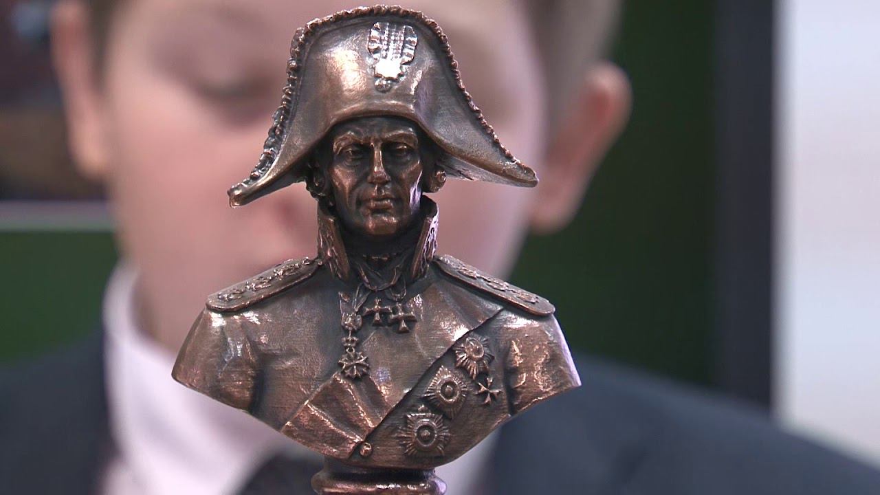 Аллея Российской славы. Урок истории в Гатчинской гимназии