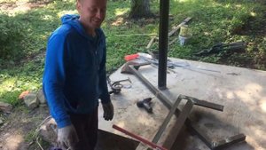 Крыльцо-Веранда к старому дому из Мусора и бетона. 1 часть