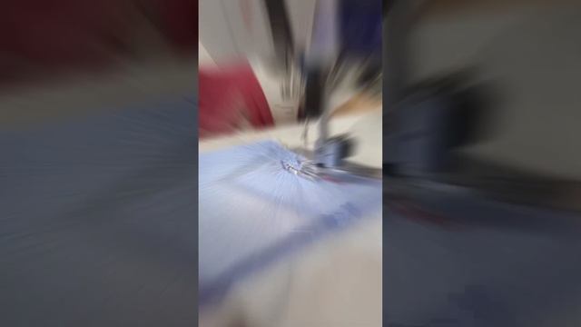 Все «плюшки» швейной машины Bernette b38! смотреть онлайн