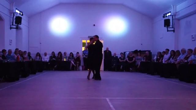 Paisley Tango presents Claudia Codega & Esteban Moreno смотреть онлайн