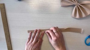 Бант из фоамирана