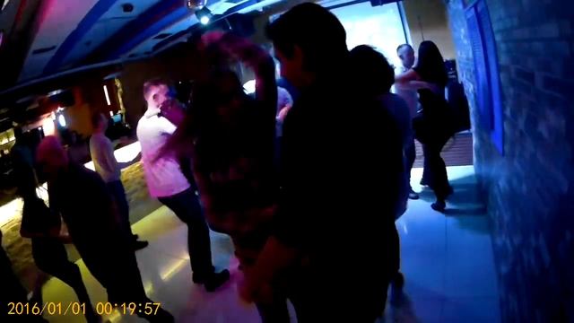 Копия видео "Habana Music Bar - Salsa Bachata Kizomba Party 10/12/17" смотреть онлайн