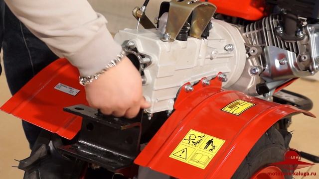 распаковка и монтаж снегоуборщика к мотоблоку НМБ-1 Угра смотреть онлайн