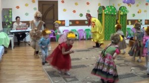 Танец Ежики Праздник осени в детском саду Ритмика 5 лет Детский клуб Капитошка www.kapetoshka.ru