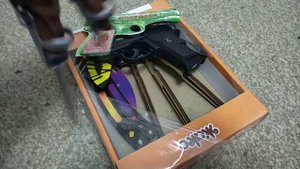 Обзор на игрушечное оружие .