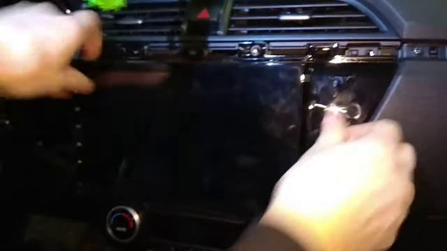 Установка(магнитолы) мультимедии на Киа Рио 2017 года. смотреть онлайн