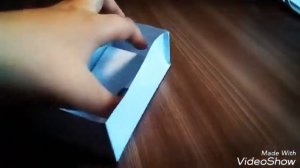 Распаковка бумажного  IPhone 4s.