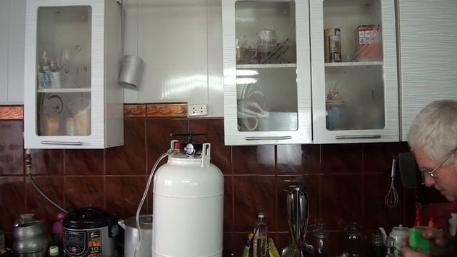 Опять автоклав  Сын опасается, что я буду  пить)) +Хинкали