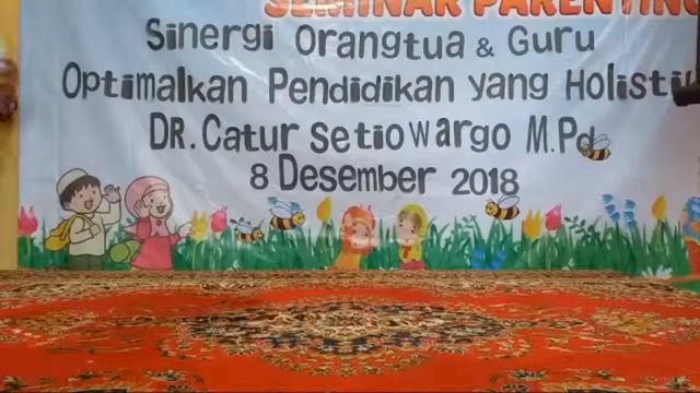 Smart Bee Az смотреть онлайн