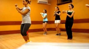 Reggaeton, cubaton. Tania Comicucha Popova   (Reggaeton del Sabado)