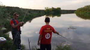 Ловля на поплавок, Сура, Пензенская область, август 2016