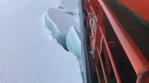 Лёд в проливе Матисена