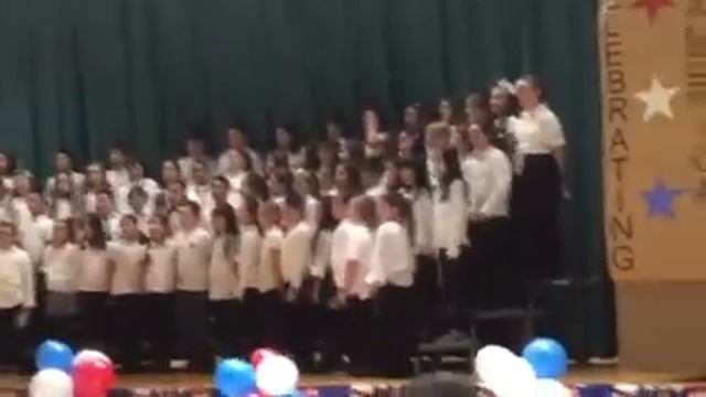 PS 209 celebrating America chorus смотреть онлайн