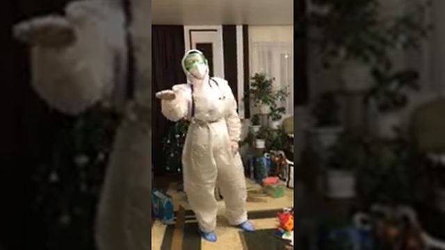 С Новым годом друзья! Пожелания от доктора!