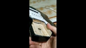 Китайская электрогитара из фанеры?