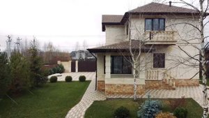 Продается Дом в СНТ Бережок площадью 221м2 на участке 10 соток.