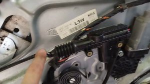 Ремонт замка водительской двери на Kia Sportage 2G 2007