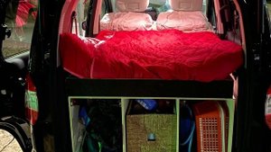 Realizzazione mini camper su Ford Tourneo Courier