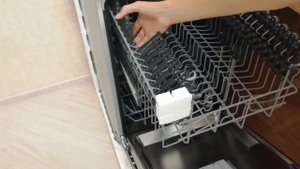 Распаковка - Посудомоечная машина Electrolux ESL94510LO
