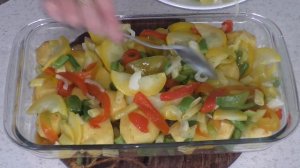 Очень вкусный рецепт картофеля.Картошка в духовке с овощами и сыром?