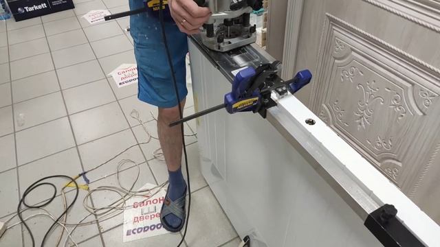 Врезка петель шаблоном #СтройПрофи Телескоп - Бородатая Дверь - канал про межкомнатные двери
