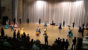 Е класс юниоры 1 1/4 финала стандарт