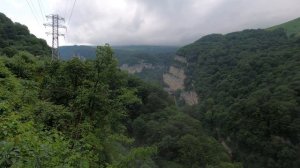 Дождь и пение птиц Высоко в горах