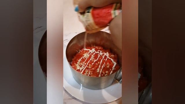 Салат "Коррида". Обалденно вкусный и простой салат"