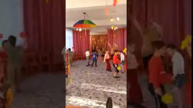 ОСЕННИЙ ВАЛЬС смотреть онлайн