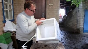 Делаем контейнер для голубики из пенопластового ящика.