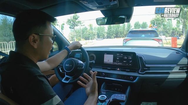 Tất tần tật về Kia Sportage 2022 - Ngôi vị số 1 không còn xa? |Autodaily.vn| смотреть онлайн