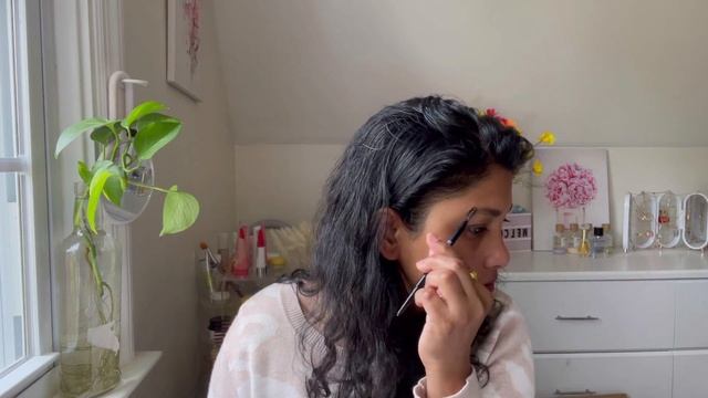 ?????????? ultra slim defining eyebrow pencil (XPRESS BROW ) смотреть онлайн