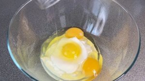 Заливной пирог с капустой и яйцом