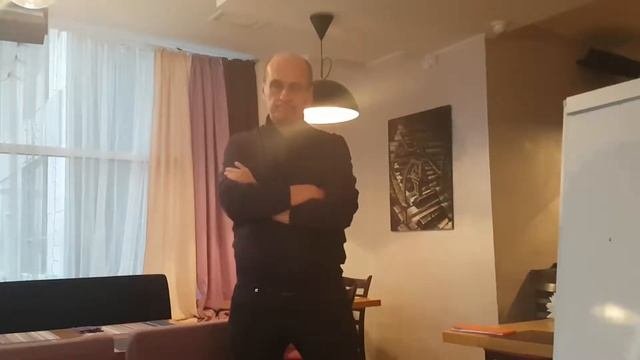 Дальнодействие или Близкодействие