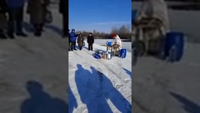 жытели Молдовы Штефан водэ с Крещение Господним вас друзья из сило пуркары смотреть онлайн