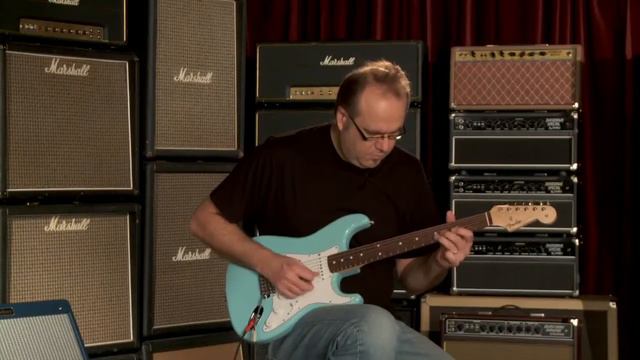 Fender Custom Shop 1960 Stratocaster NOS • SN: R52600 смотреть онлайн