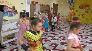 Праздник осени в детском саду.