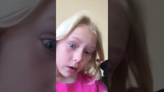 Mia’s magic toy chest смотреть онлайн