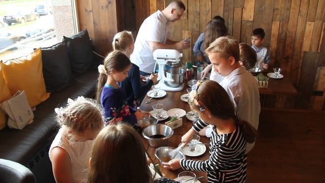 Детский кулинарный мастер-класс в кафе Щавель смотреть онлайн