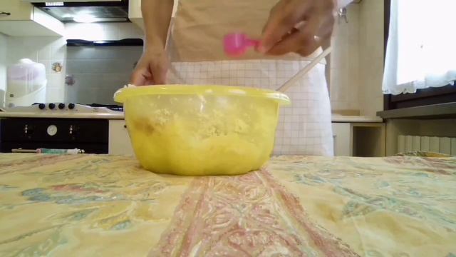 TORTA PÃO DE BATATA na travessa, recheado e sem gluten | Receita fácil