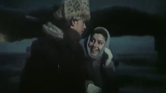 Из фильма Валентин и Валентина Павел Смеян Всё начинается с любви.mp4 смотреть онлайн