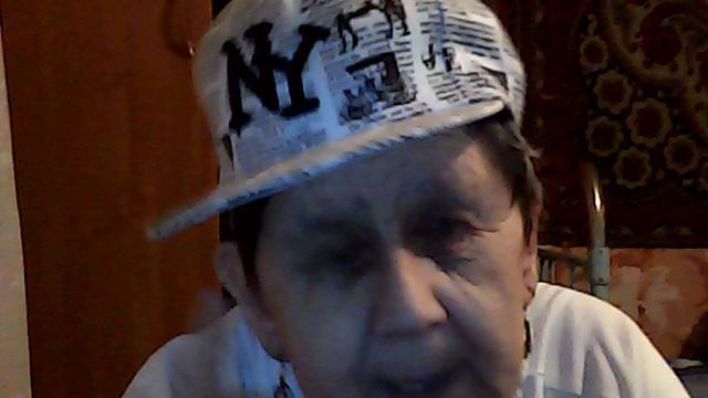 МАМА РАССКАЗЫВАЕТ СКАЗКУ ПРО СМЕЛОГО ОЛЕНЕНКА!! смотреть онлайн