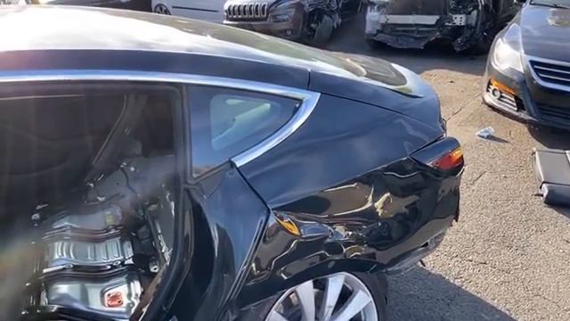 2018 Tesla Model 3- 24000$, на Копарт украли аэрбэг??♂️ - как избежать обмана? смотреть онлайн