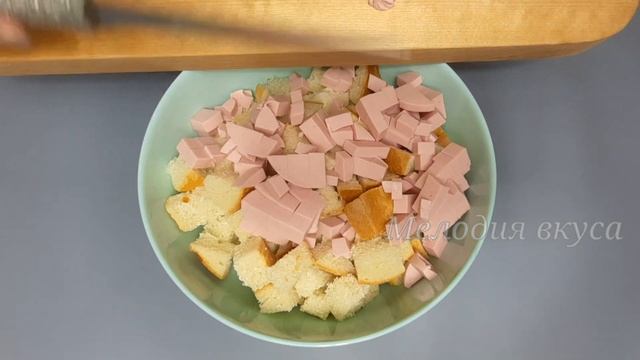 Это гениально! Никто не догадается, что этот пирог сделан из батона. смотреть онлайн