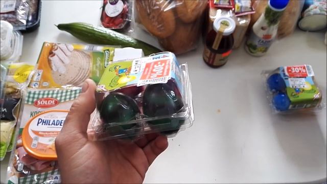 Как выжить в Германии. Продукты из Тафеля от 28.04.17. смотреть онлайн