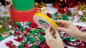 Подарок из конфет на любой праздник